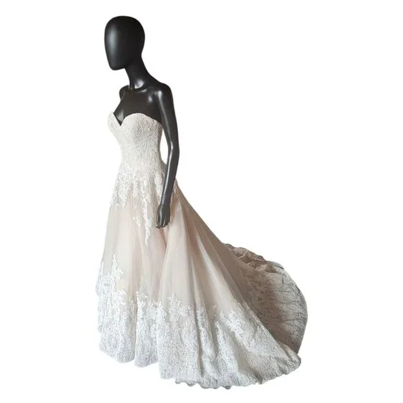 NWOT Blush/Ivory Lace Applique Ballgown Bridal Dress - Mori Lee - Picture 5 of 13